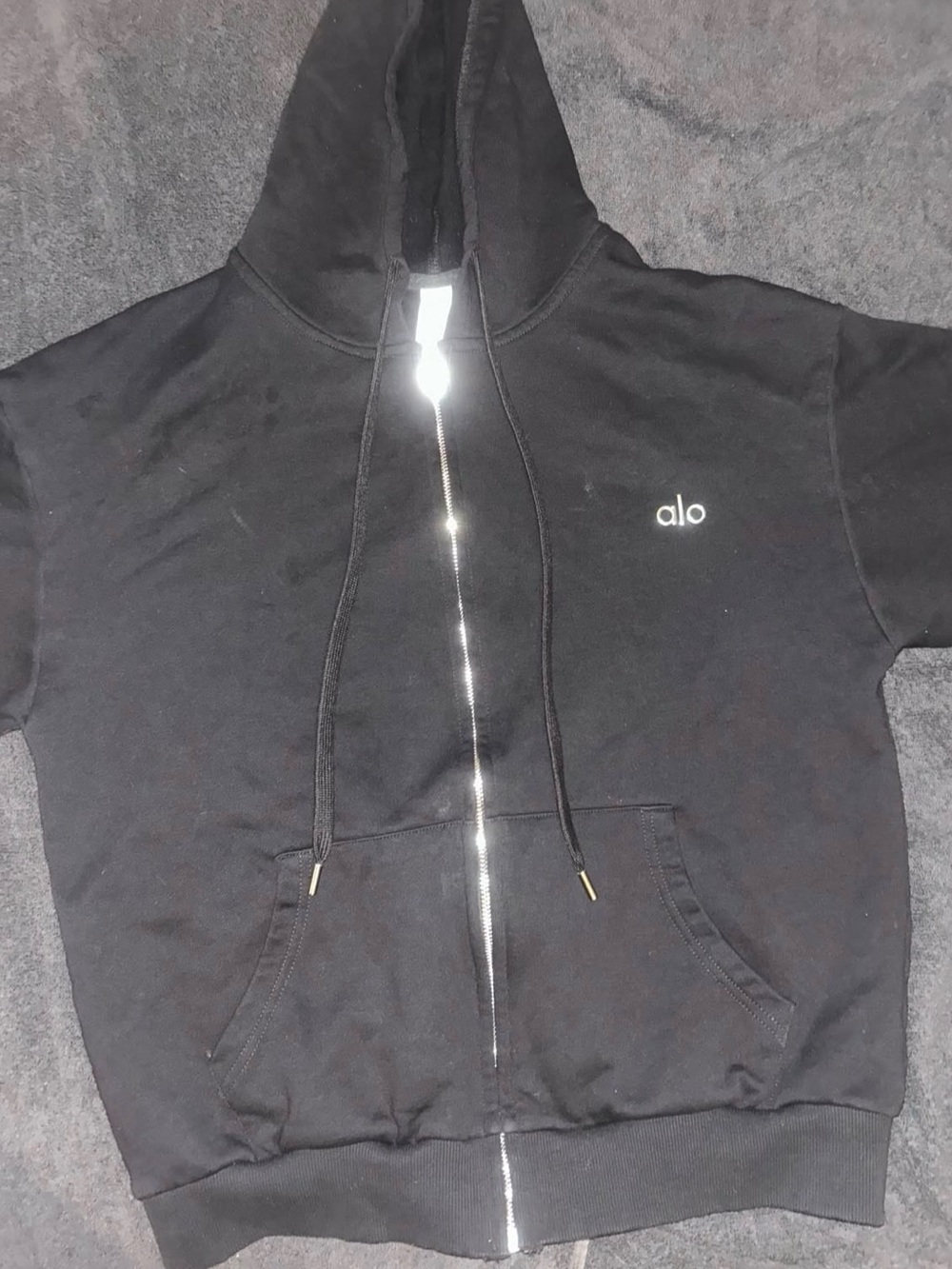 ALO Yoga Black Hoodie with Silver Zip Brand New tags and bag